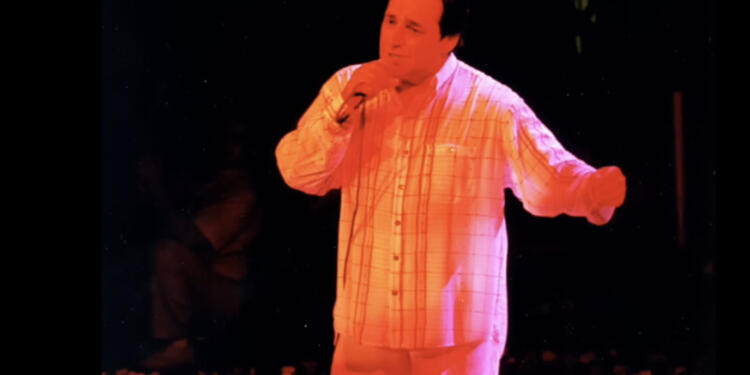 Βασίλης Καρράς: Το μοναδικό τραγούδι που δεν ερμήνευε ποτέ στις εμφανίσεις του και η άγνωστη ιστορία του